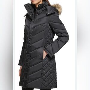 KENNETH COLE Reaction Coat women’s medium  | Faux-Fur-Trim hood Puffer down Coat